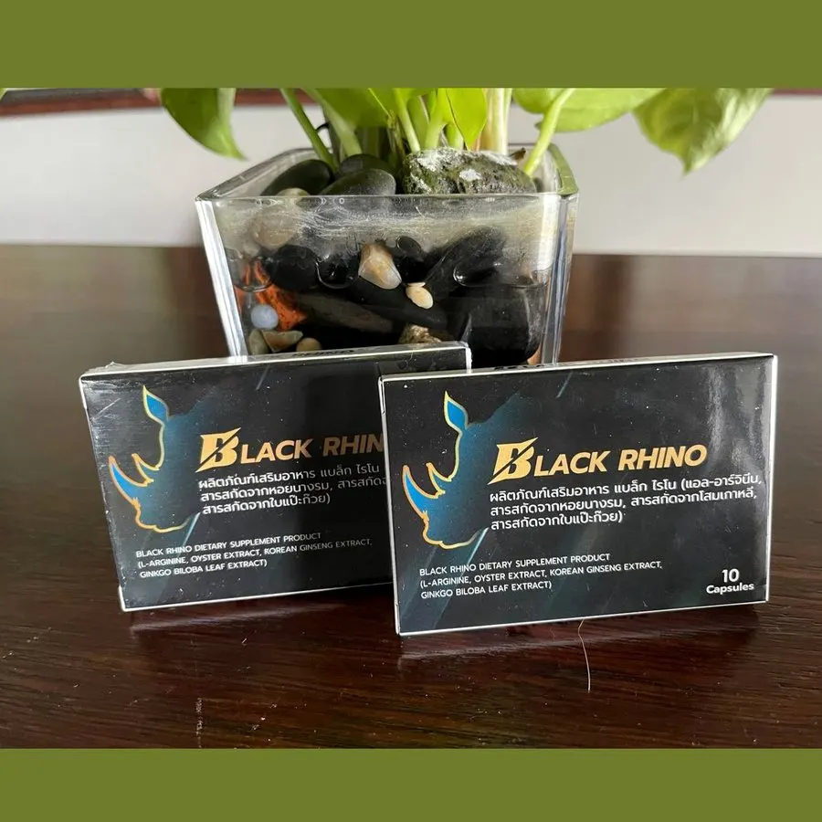 Black Rhino — รูปถ่าย