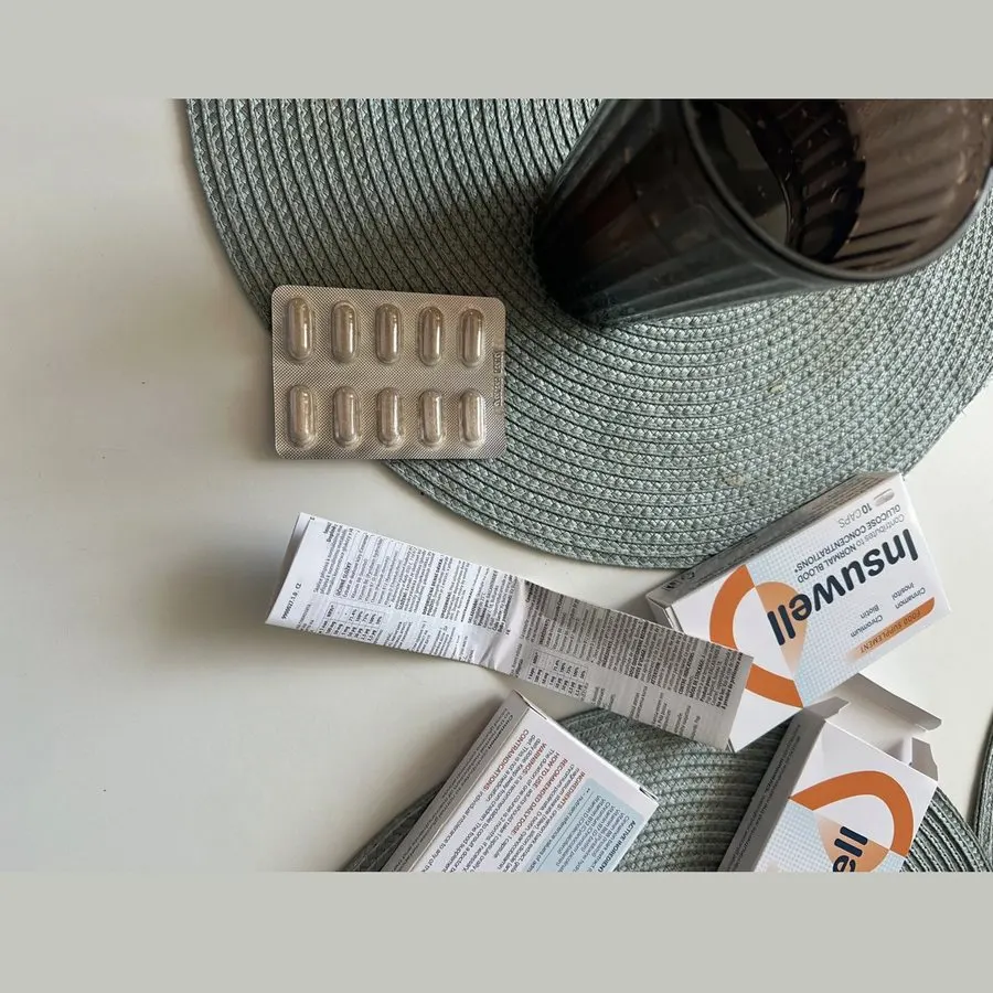 Insuwell — fotografie obalu 2