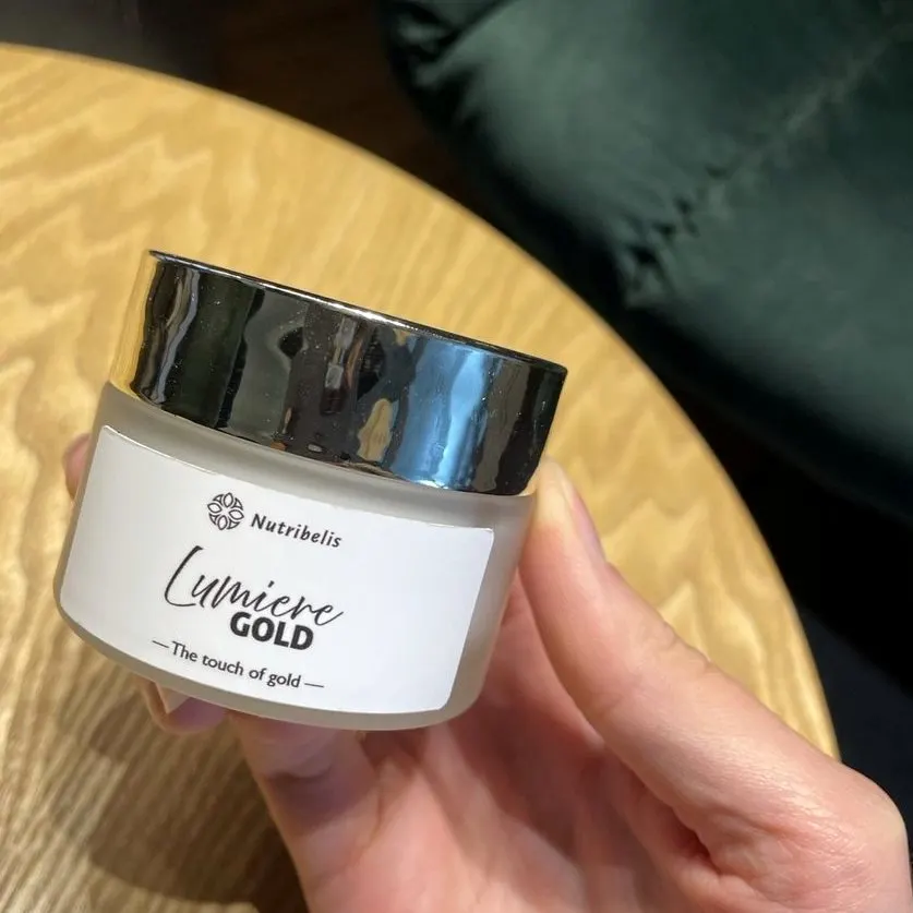 Lumiere Gold — valokuva pakkauksesta 3