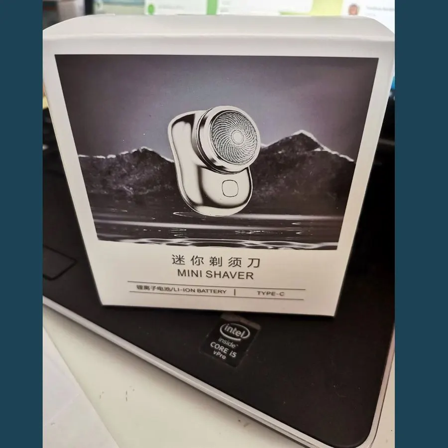 ManShaverPortable — fotografie obalu 2